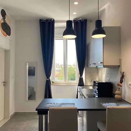 City Vibes Apartment بولا المظهر الخارجي الصورة