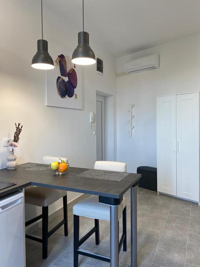 City Vibes Apartment بولا المظهر الخارجي الصورة