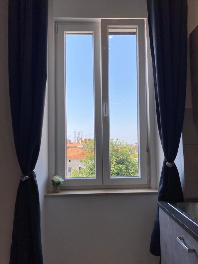 City Vibes Apartment بولا المظهر الخارجي الصورة