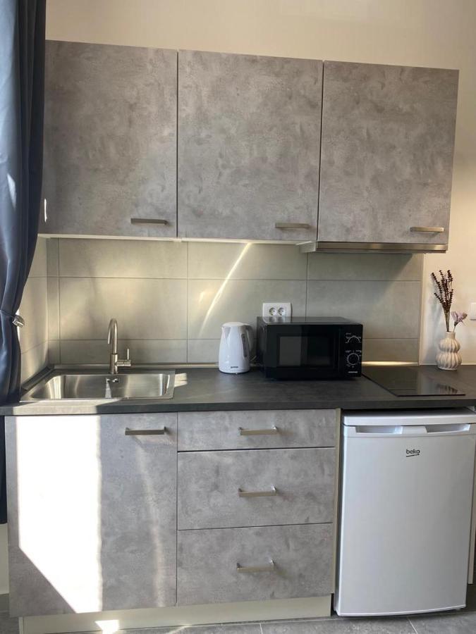 City Vibes Apartment بولا المظهر الخارجي الصورة